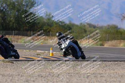 media/Oct-07-2023-CVMA (Sat) [[f84d08e330]]/Race 13 500 Supersport-350 Supersport/